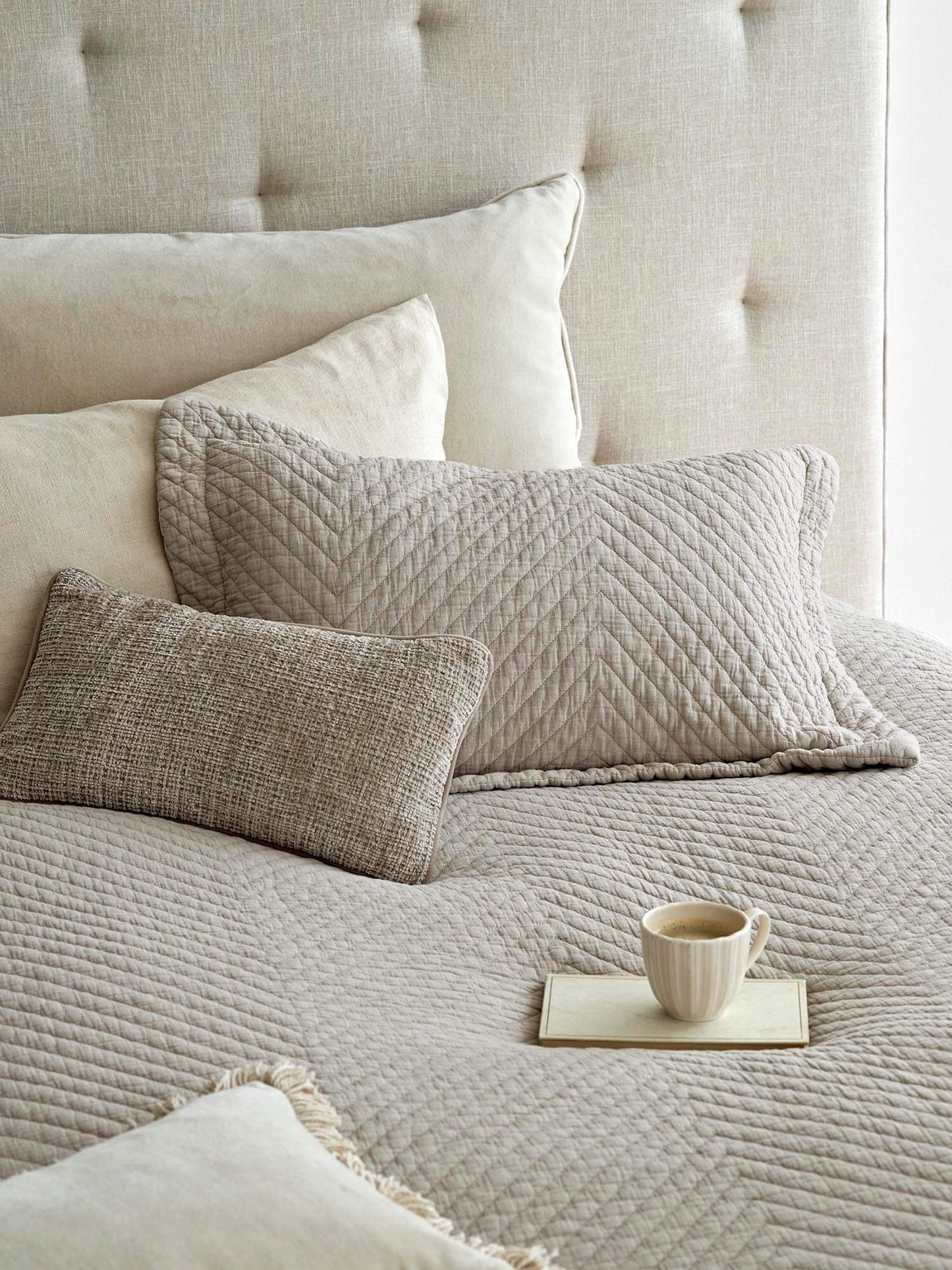 Cozy Living - Quilted pudebetræk - bomuld - ALPACA