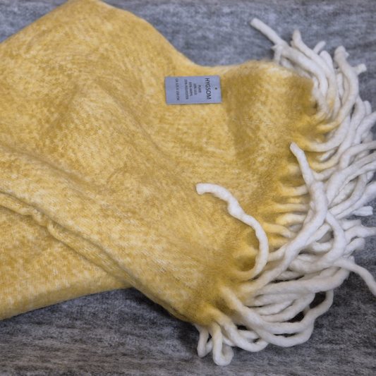 Hygsom - Plaid - Gul - hvide frynser