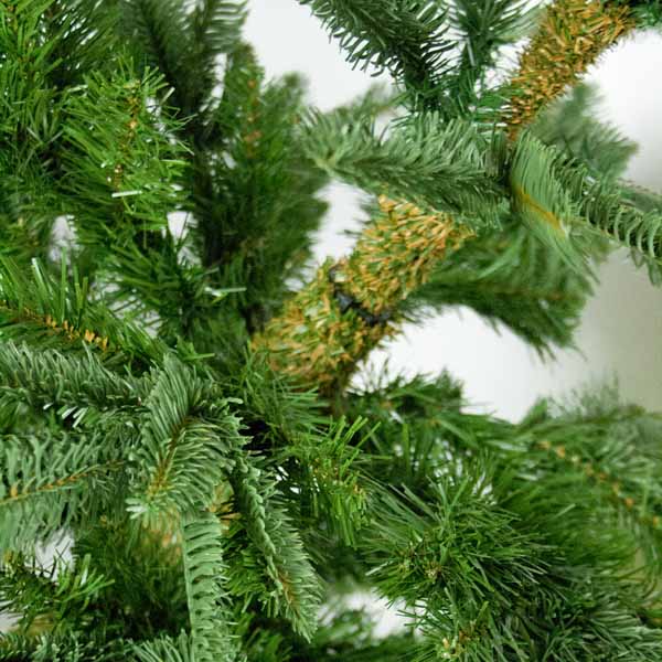 Juletræ H 2,1 m Ø 1,47 m_2