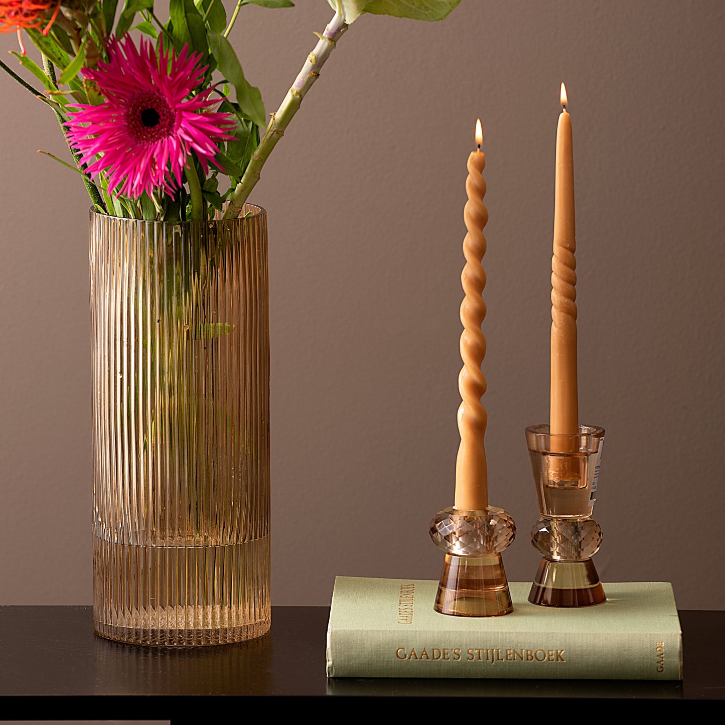Present Time - lysestage - glas - brun