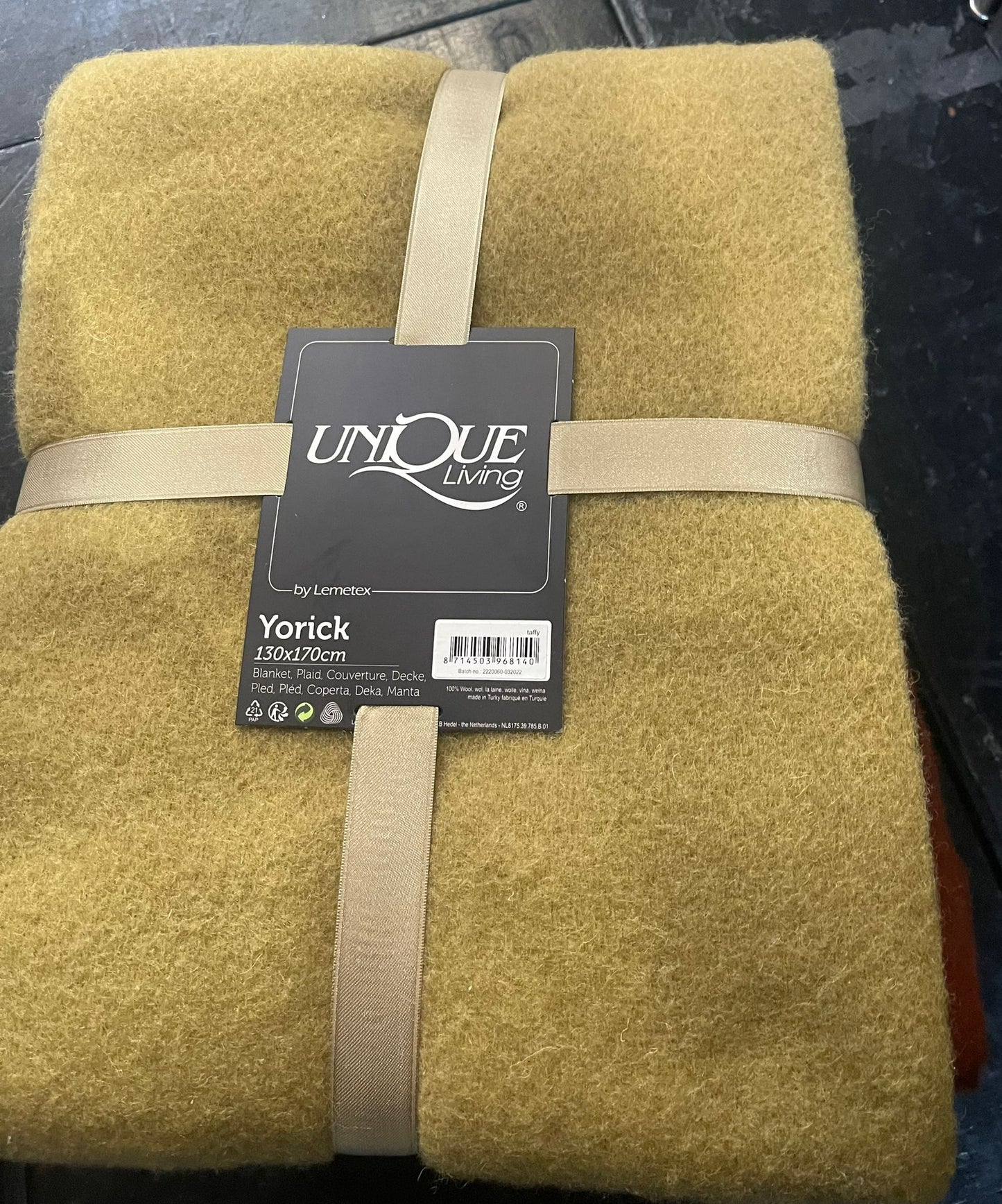 Unique Living -Plaid Yorick - Taffy