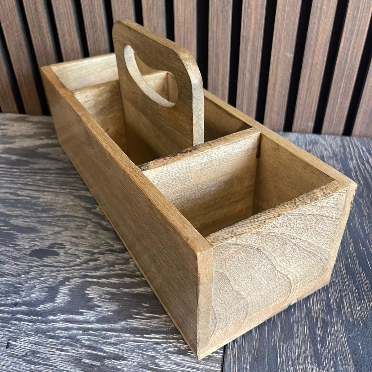 Træbakke med håndtag