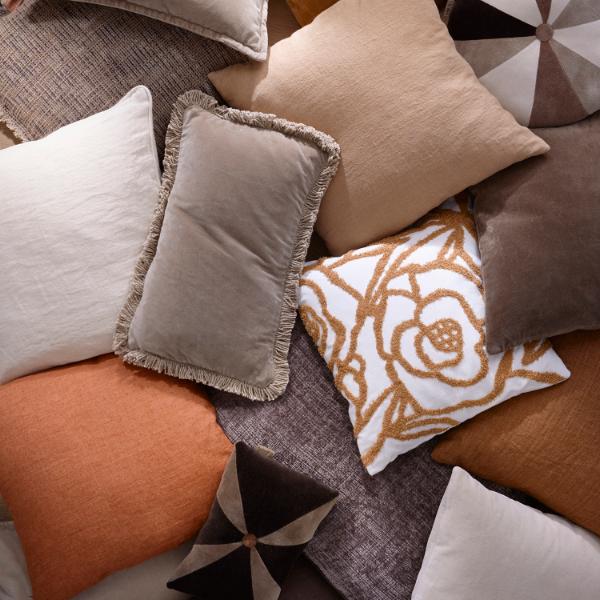 Cozy Living - Mio Tufted pudebetræk - IVORY/CUMIN