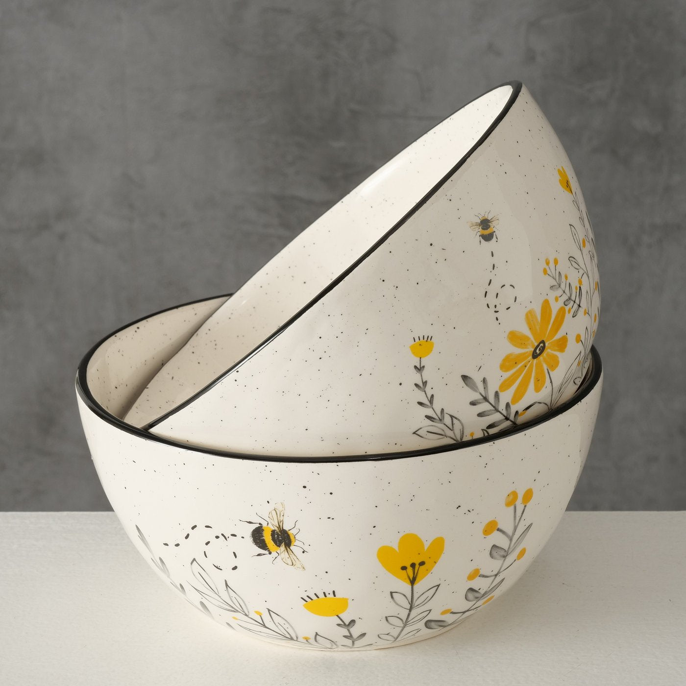 Boltze - skål - 1 stk - hvid m. mønster (blomster og bier) ass.