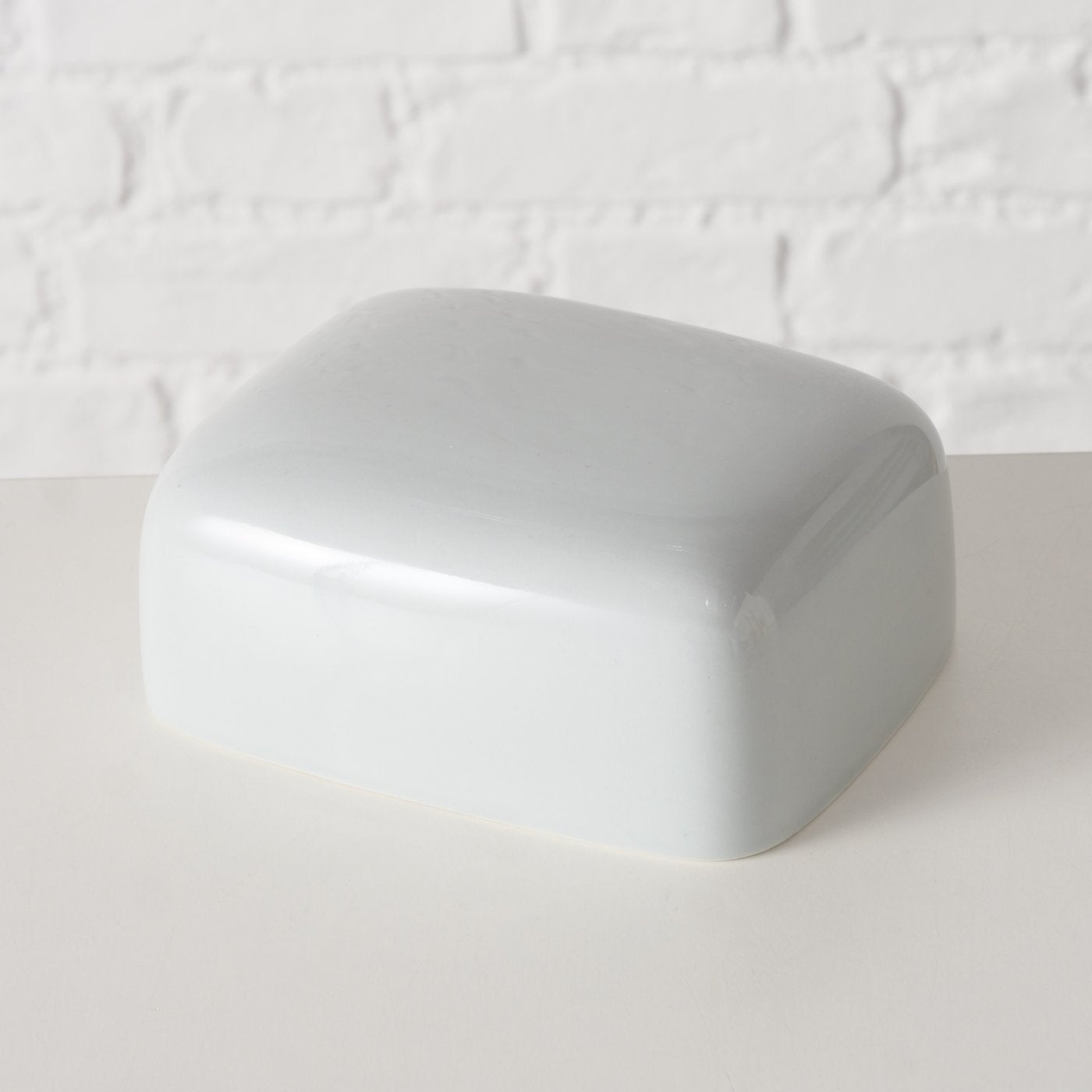 Smørboks -  lysegrå porcelæn m. hvide striber - 14 x 17 x 7 cm