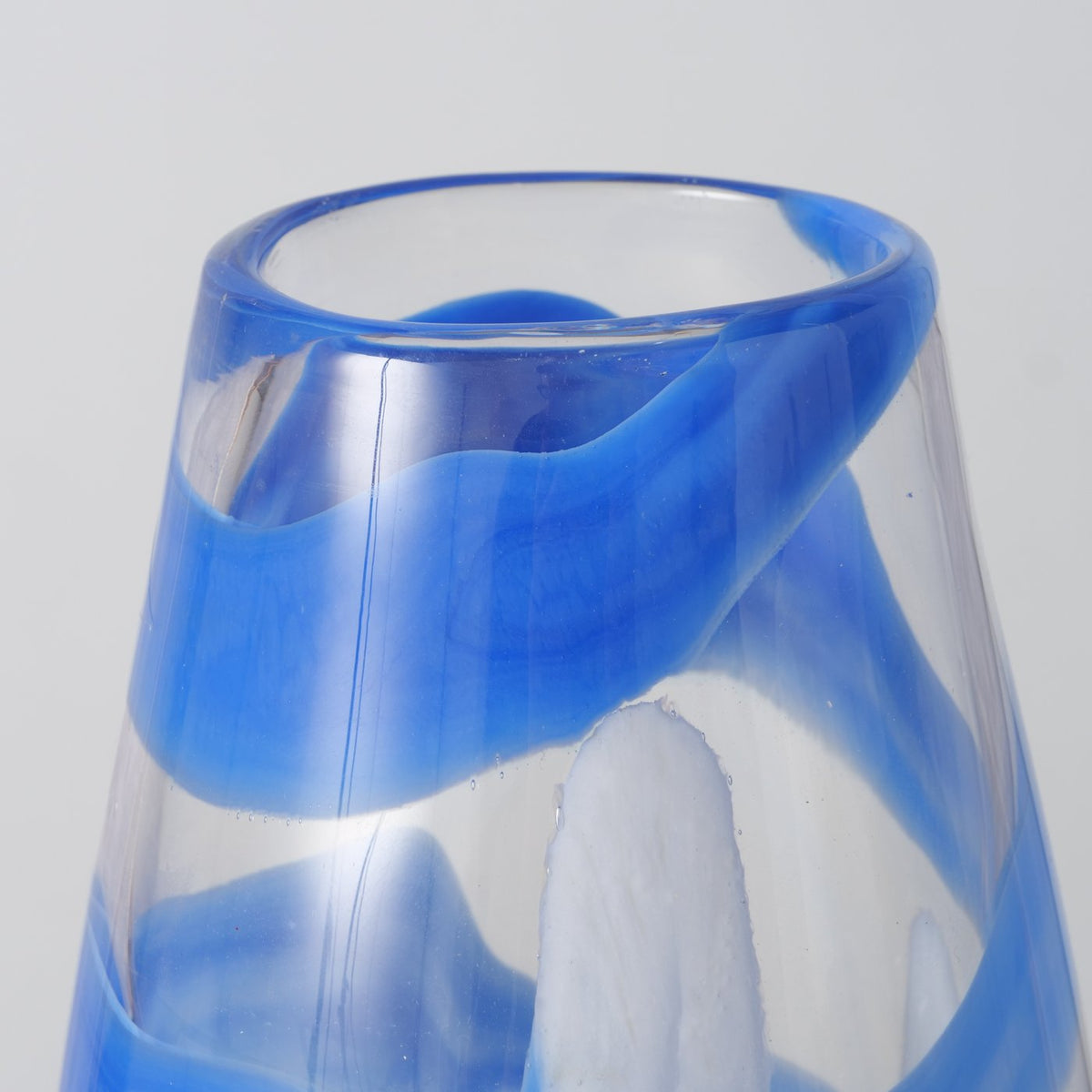 Vase - Blå og Hvid - Glas -  28,5 x 14 cm