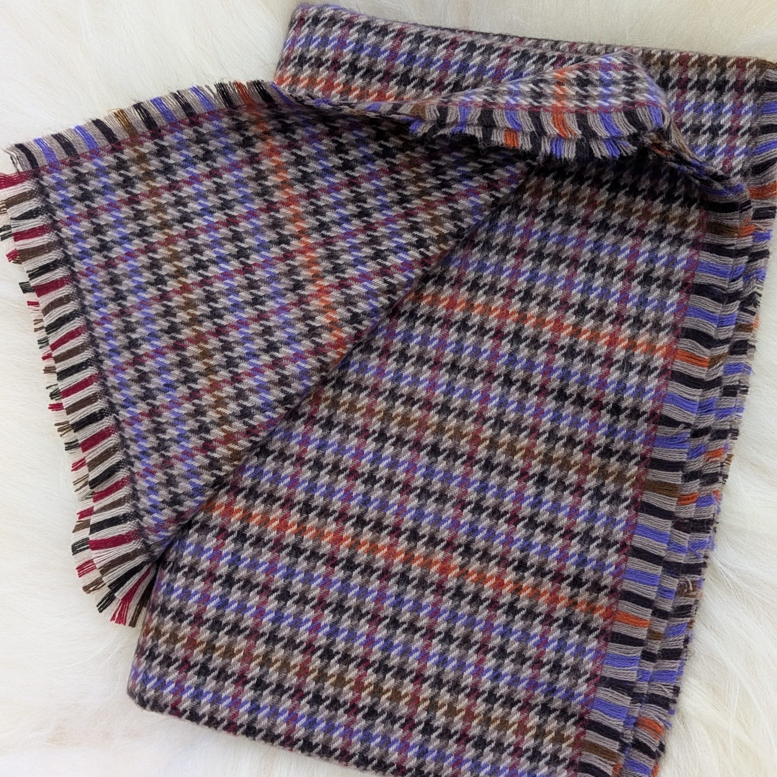 Gade & Juul - halstørklæde - 100 % polyacryl-  205 x 50cm_2