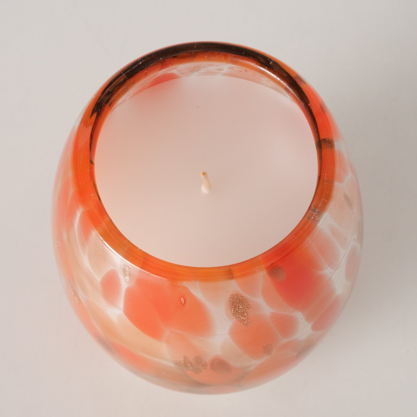 Farvet glaslys m. gyldne toner - H9 x Ø 8 cm