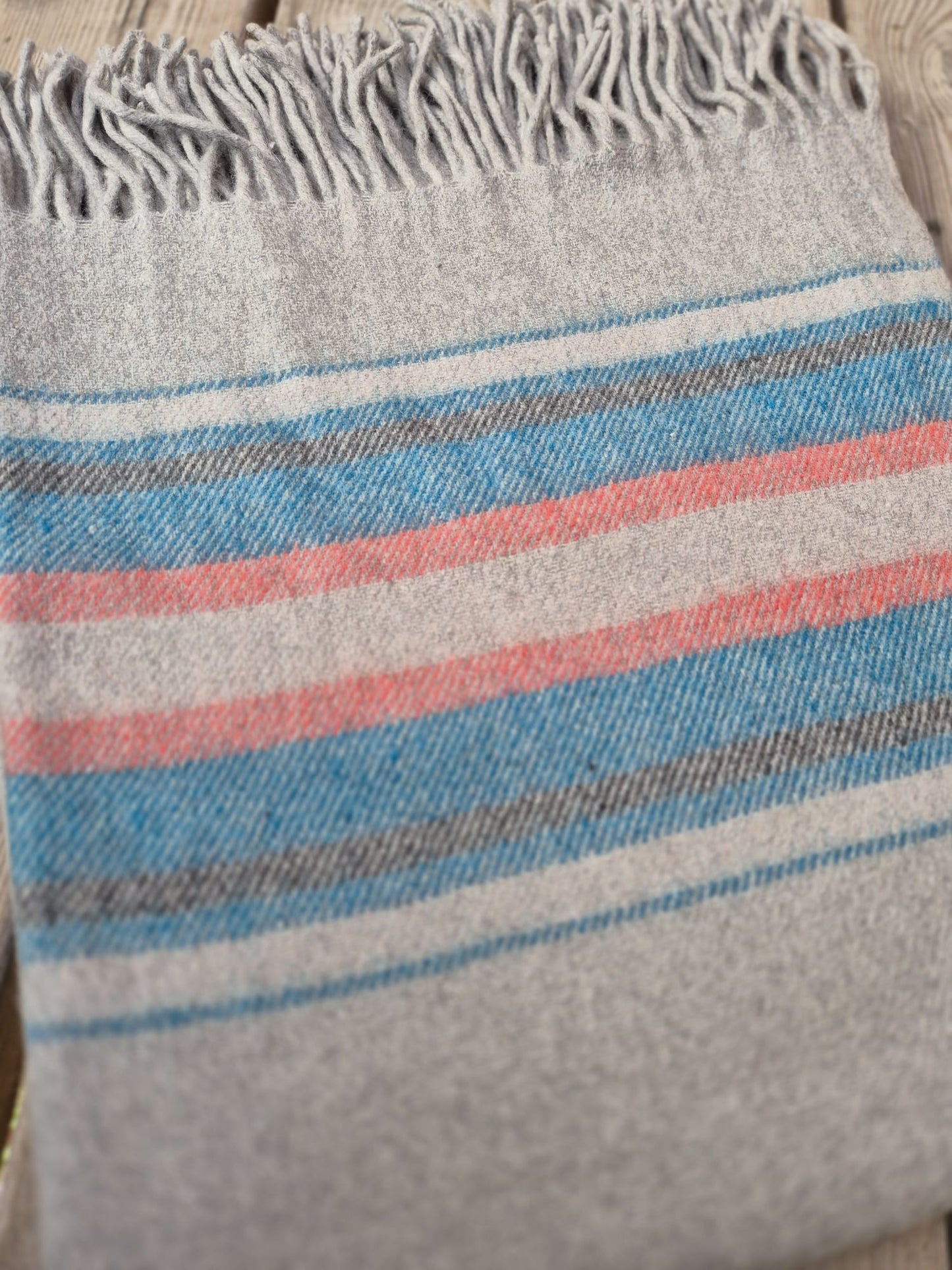 Uldplaid - 75% uld / 15 Nylon / 10 polyester - 200 X 130 CM