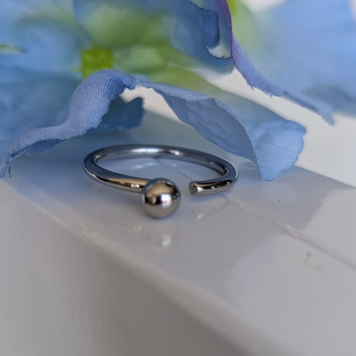 Gade & Juul - Fingerring - Justerbar - Kirurgisk Stål - Dot Strong