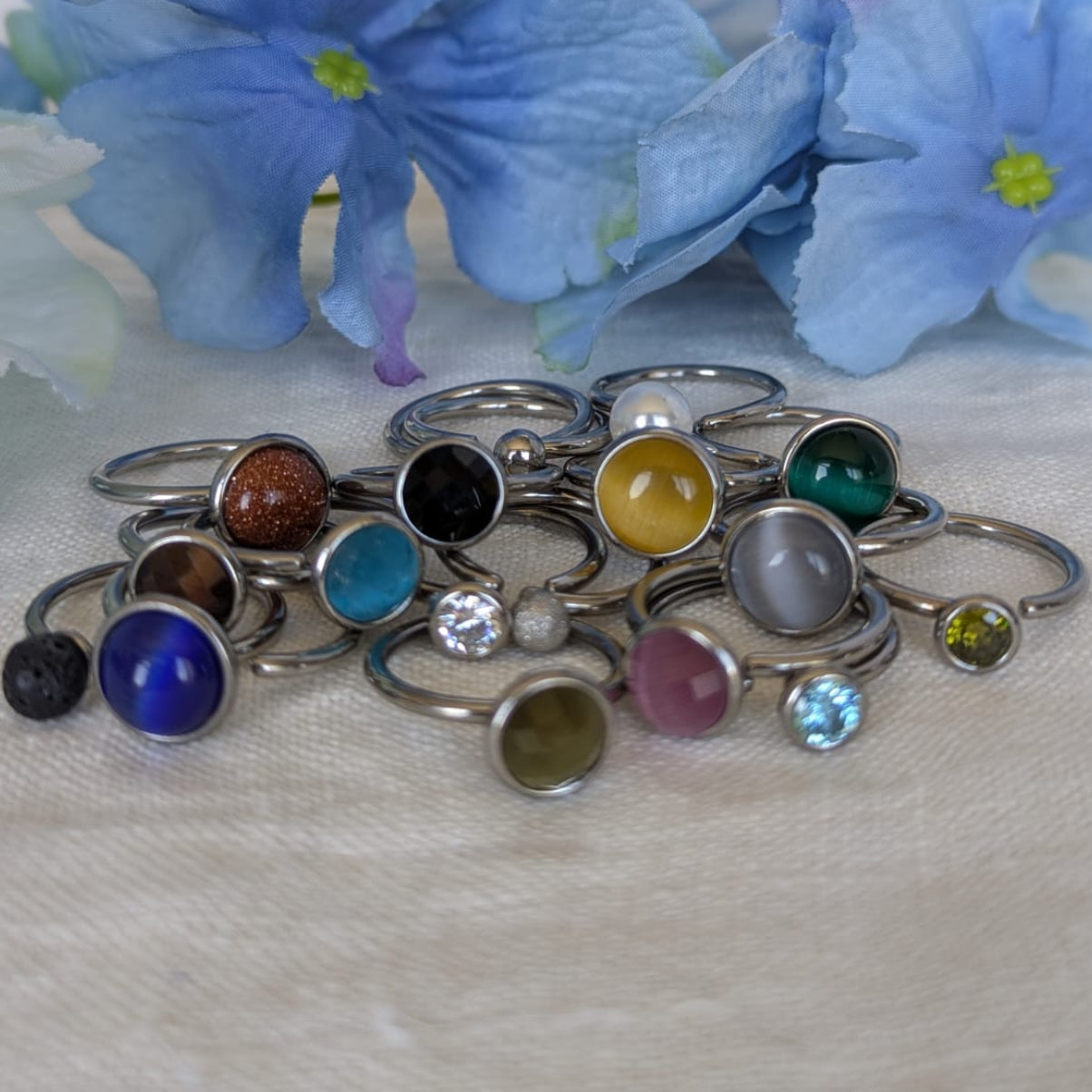 Gade & Juul - Fingerring - Justerbar - Kirurgisk Stål - Dot Trend