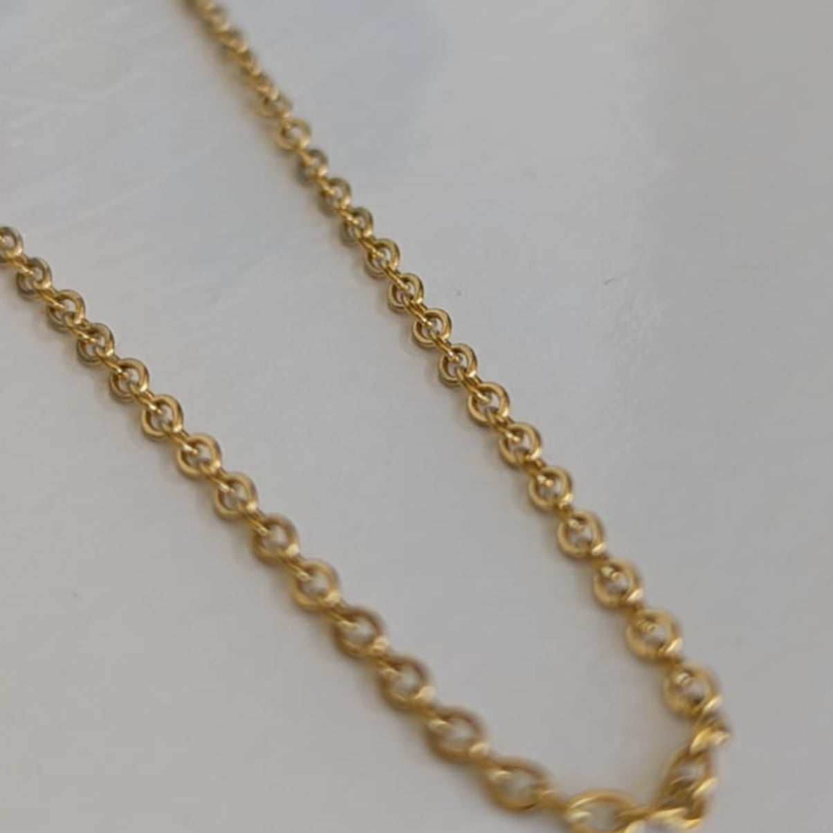Gade & Juul - Halskæde - 95 cm - Kirurgisk Stål - Guld Look - Between