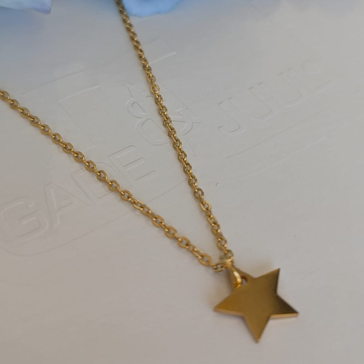 Gade & Juul - Halskæde inklusiv vedhæng - 40 cm - Kirurgisk Stål - Guld look - Star