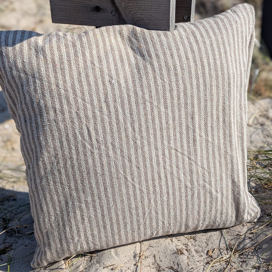 Pude - 50 x 50 cm - Beige Striber - Bomuld