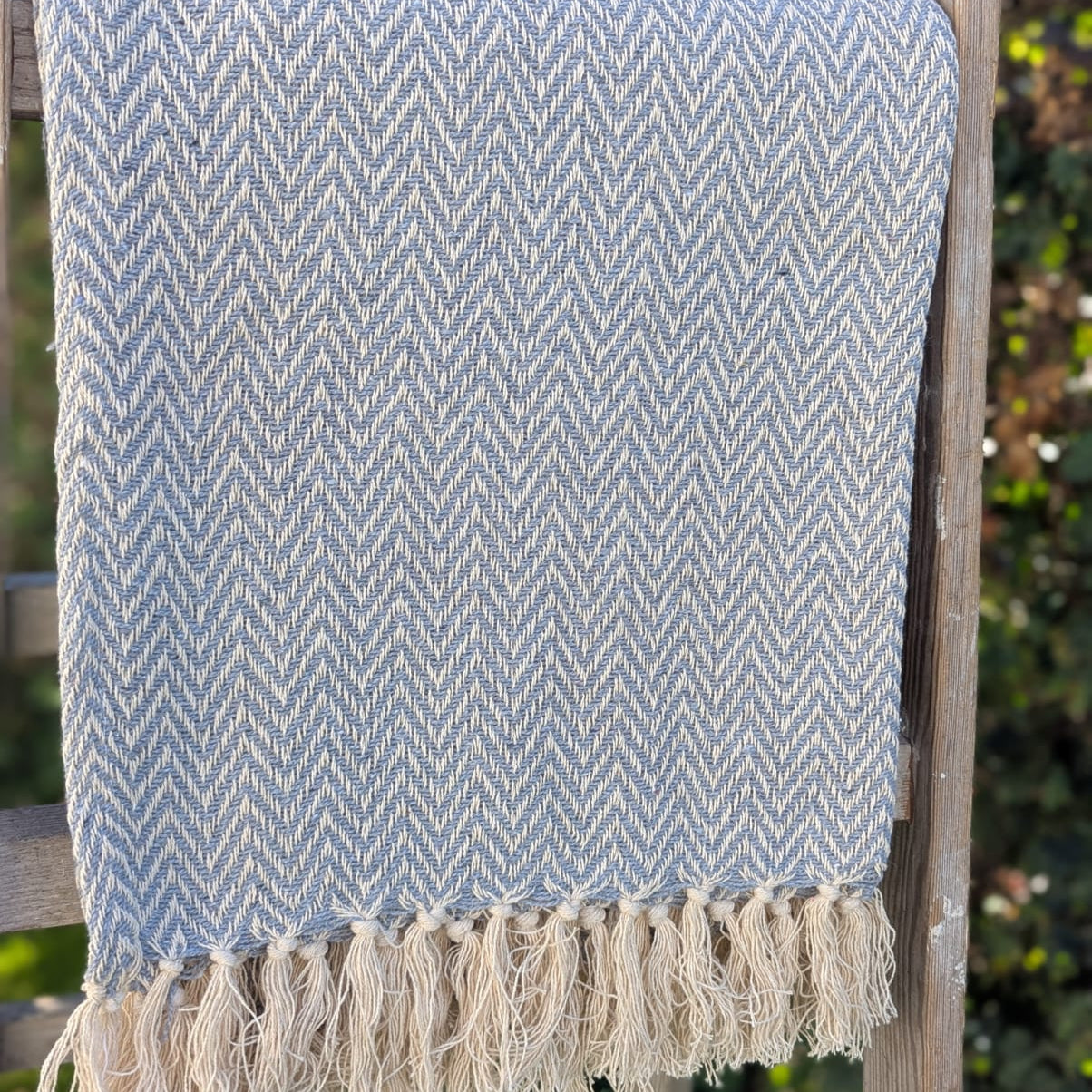 Plaid - Lyseblå m. Mønster - 170 x 130 cm