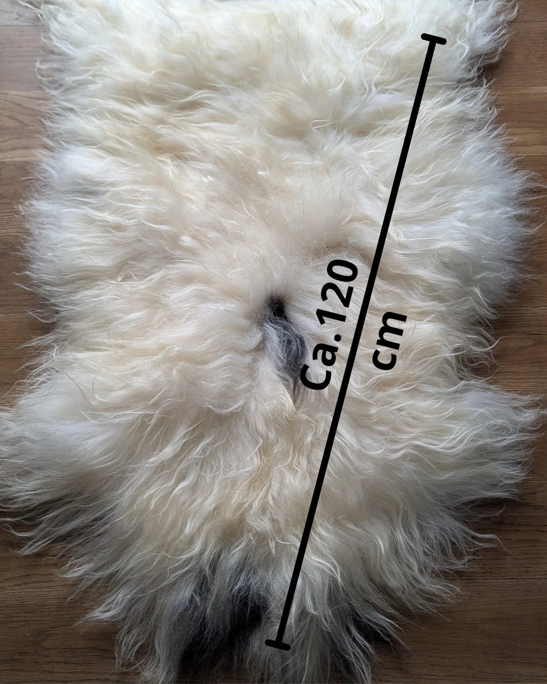 Langhåret lammeskind - Hvid m. pletter - 120 cm